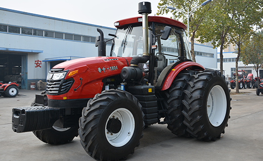 AG亚游集团-1804型拖拉机