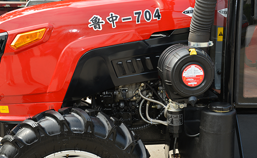 AG亚游集团-600型拖拉机